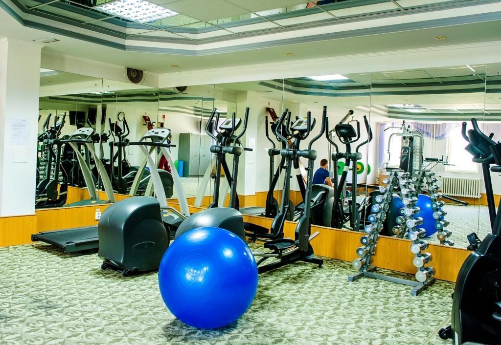 ホテルKarpaty ヤレムチャ エクステリア 写真